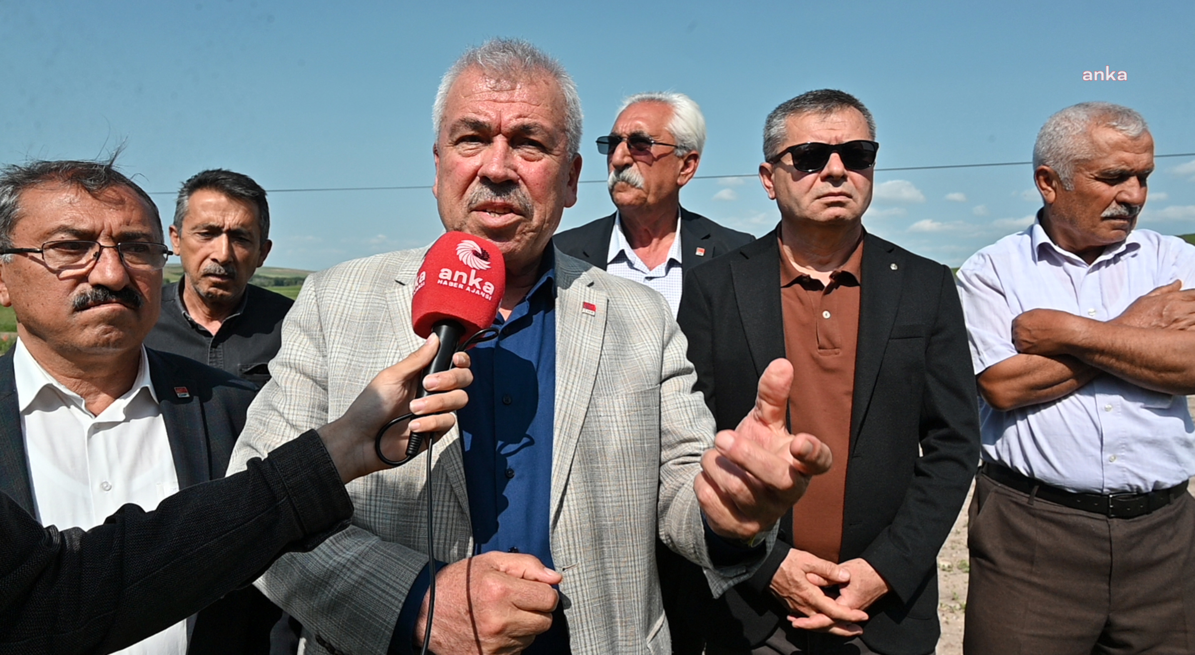 Çiftçiler Zor Günler Geçiriyor