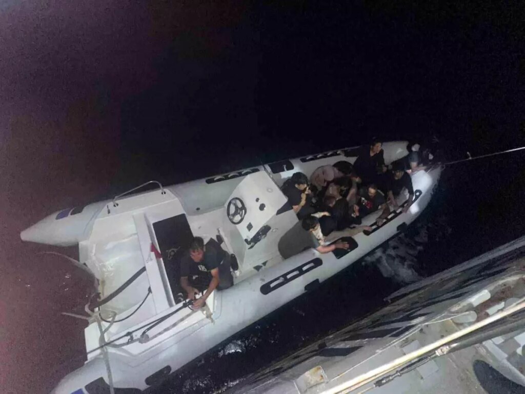 didimde 15 gocmen kurtarildi zxN1Ku3B