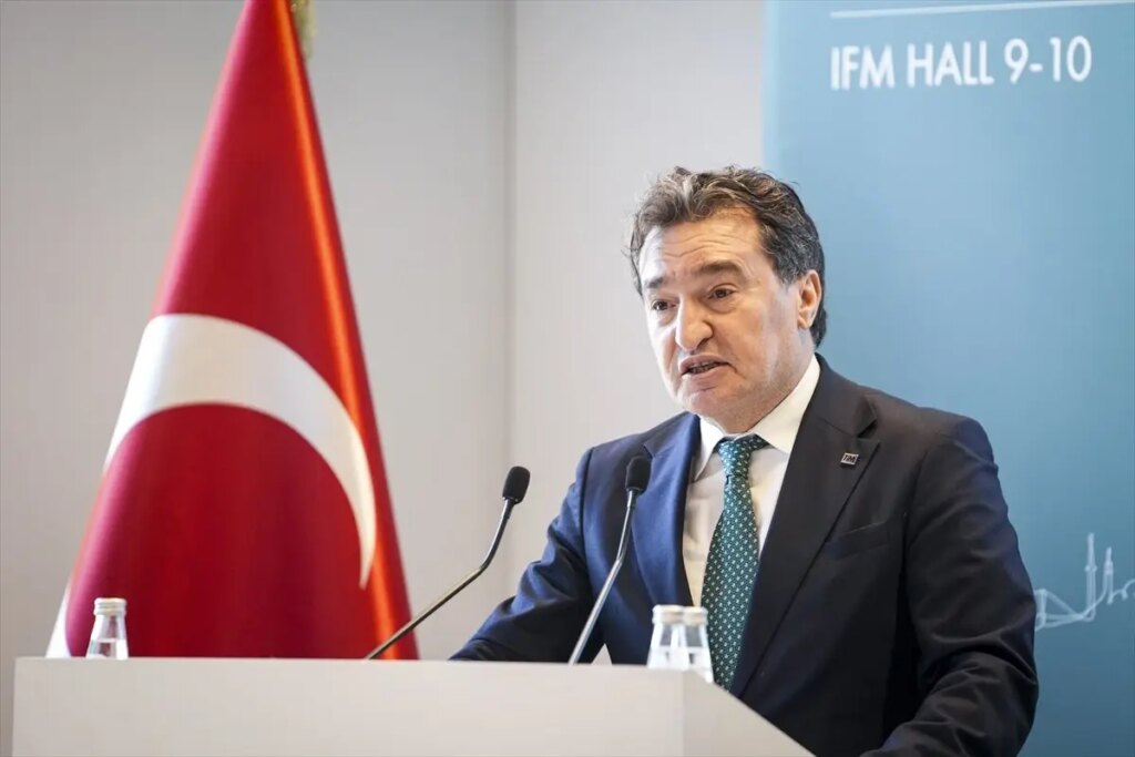 istanbul mobilya tasarim fuari basliyor 2ShlE6bL