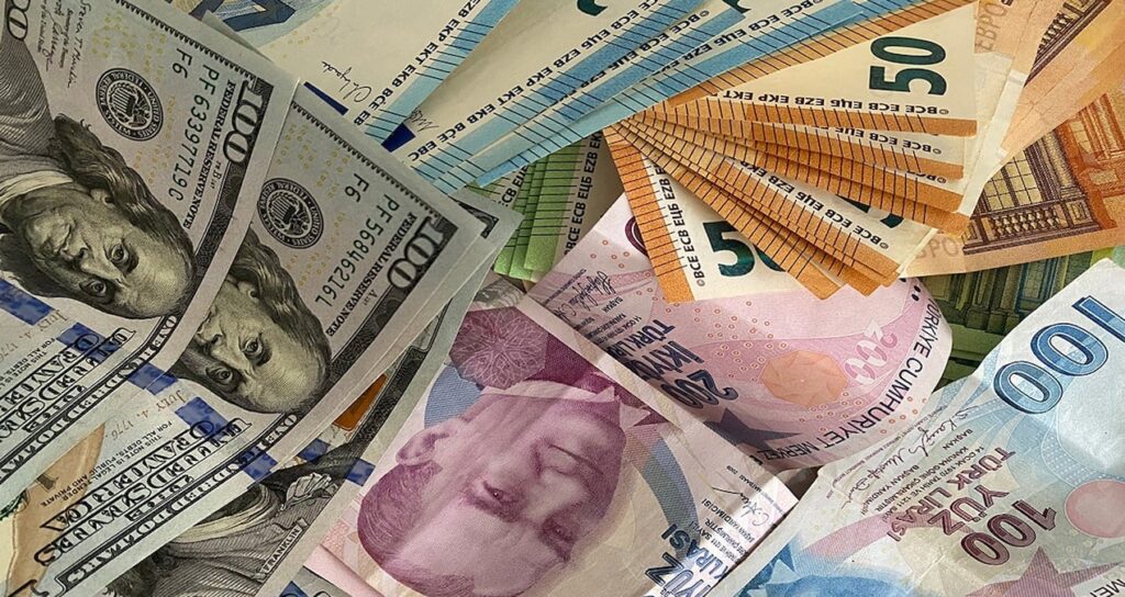 herkes cebindeki paralari kontrol ediyor gerceginden ayirt edilmiyor Y96KI7wA