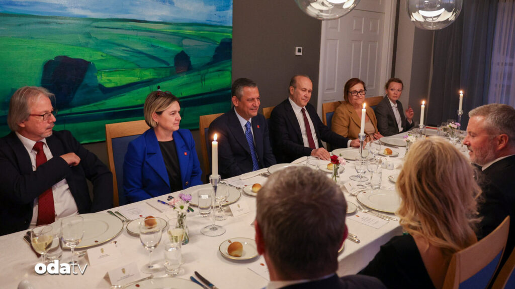 ozgur ozel iskandinav ve baltik ulkeleri buyukelcileriyle bir araya geldi 5GcT9TII