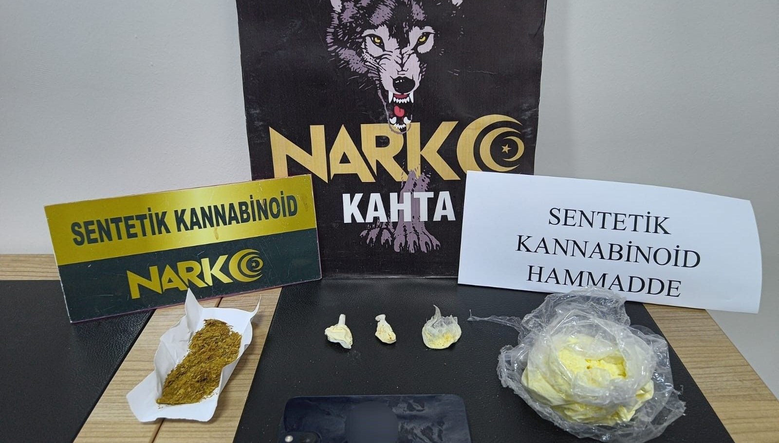 adiyamanda uyusturucu operasyonlarinda 12 sahis tutuklandi RLiOqYKT