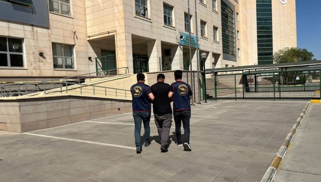 diyarbakirda haklarinda kesinlesmis hapis cezasi bulunan 68 kisi yakalandi UJpa9yv4