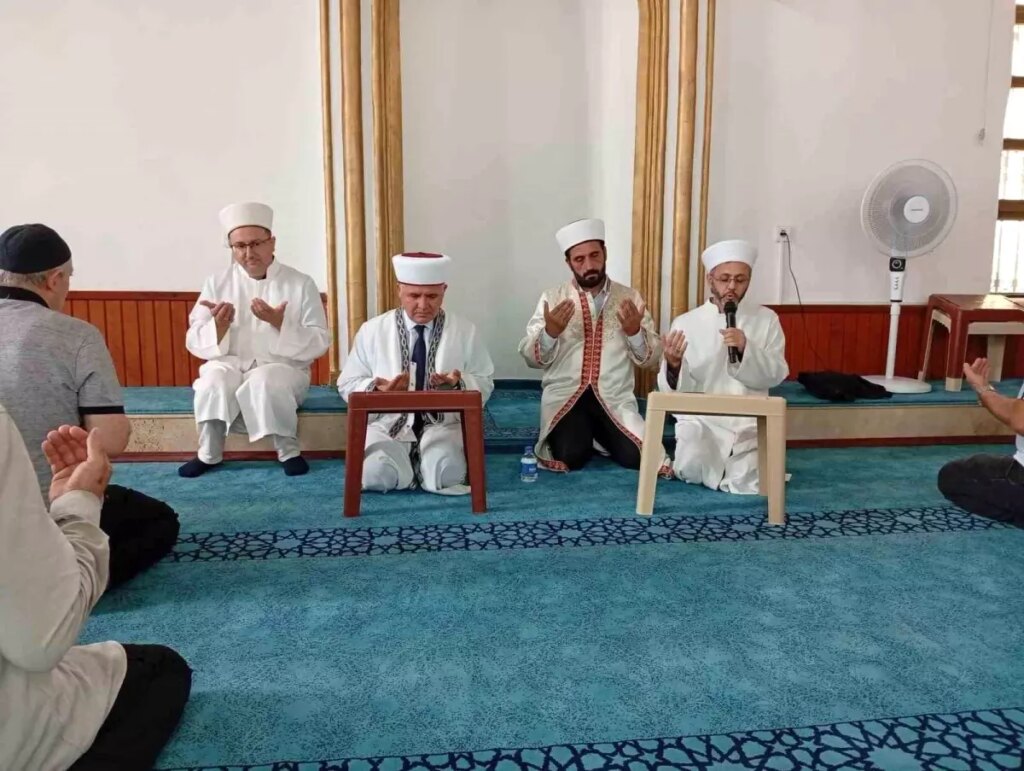 koycegizde din gorevlileri ve gecmisler icin dua programi duzenlendi QeJlEKkw