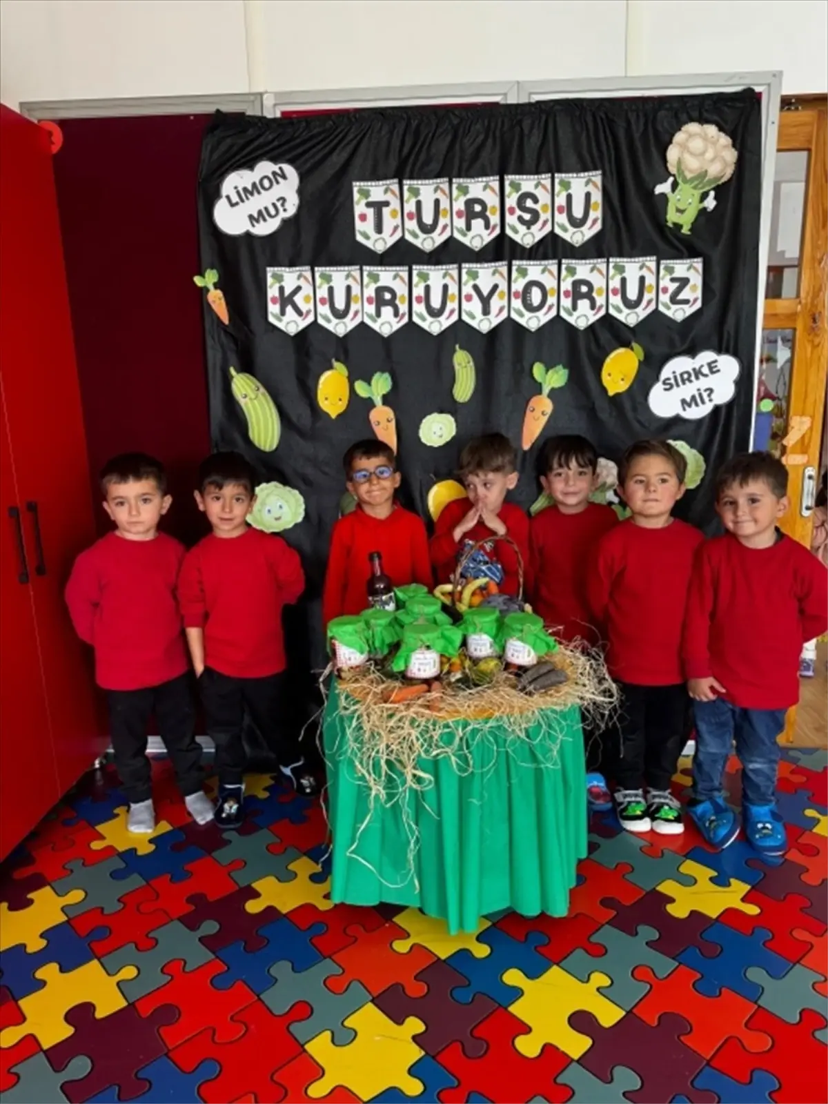 ulas anaokulunda tursu kurma etkinligi fEs6Jxhk.jpg