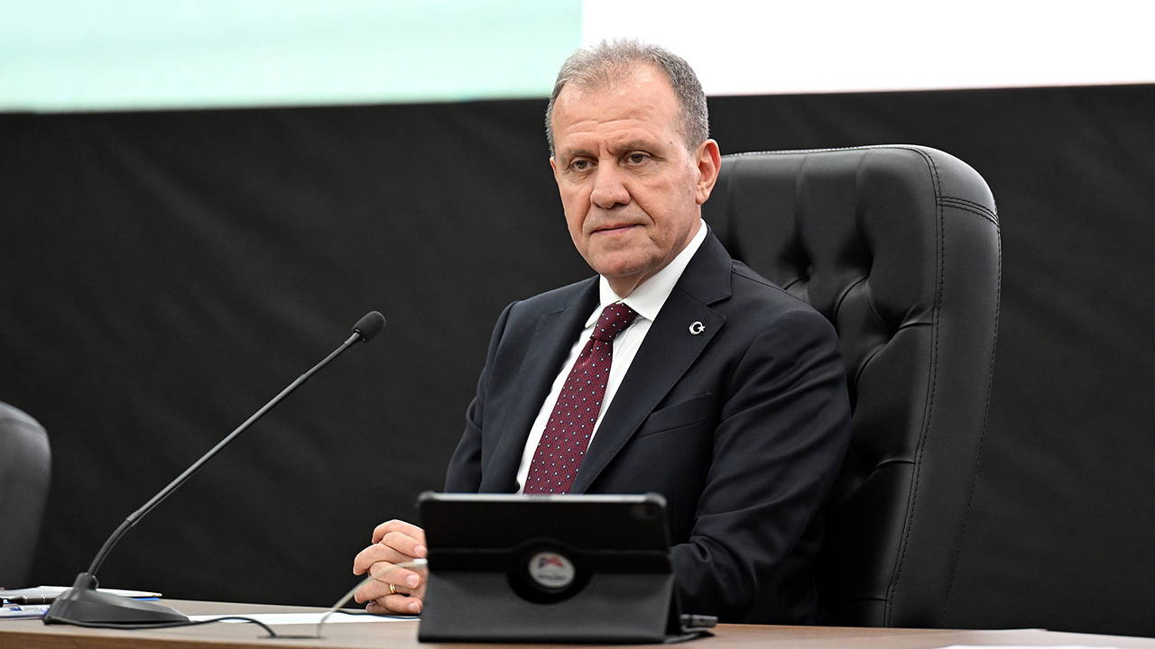 vahap secerden gazzede ateskes degerlendirmesi umut ediyorum bolgede kalici bir baris saglanir rB4jp1Zj.jpg