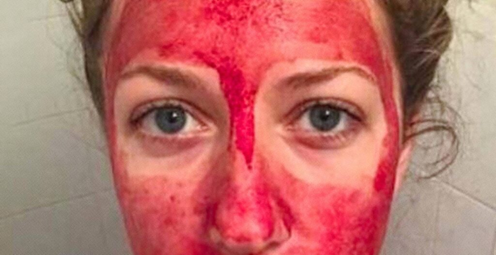 Regl kanından maske viral oldu!