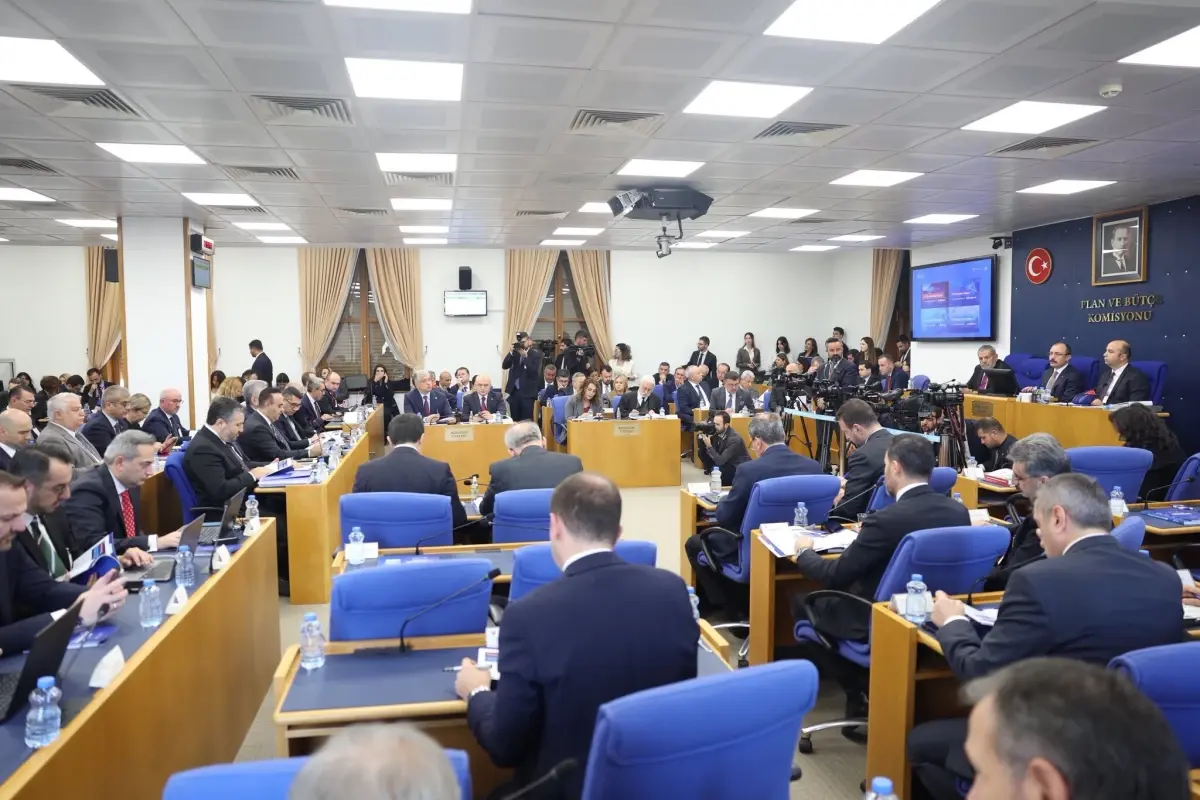 turkiye ekonomisi 20 ceyrektir buyuyor 9UPaSmeU.jpg