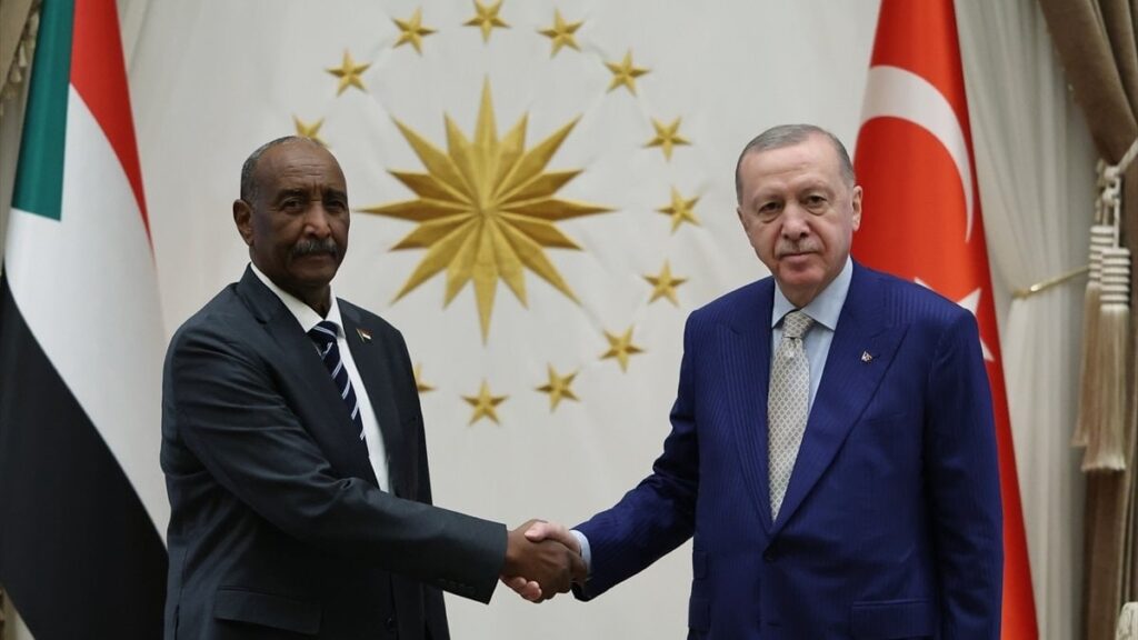 Cumhurbaşkanı Erdoğan, Sudan Egemenlik Konseyi Başkanı’nı kabul etti