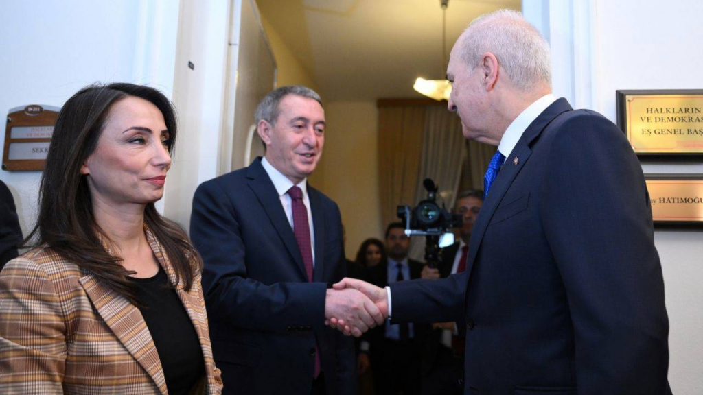 DEM Parti Eş Genel Başkanları, yarın Numan Kurtulmuş ile görüşecek