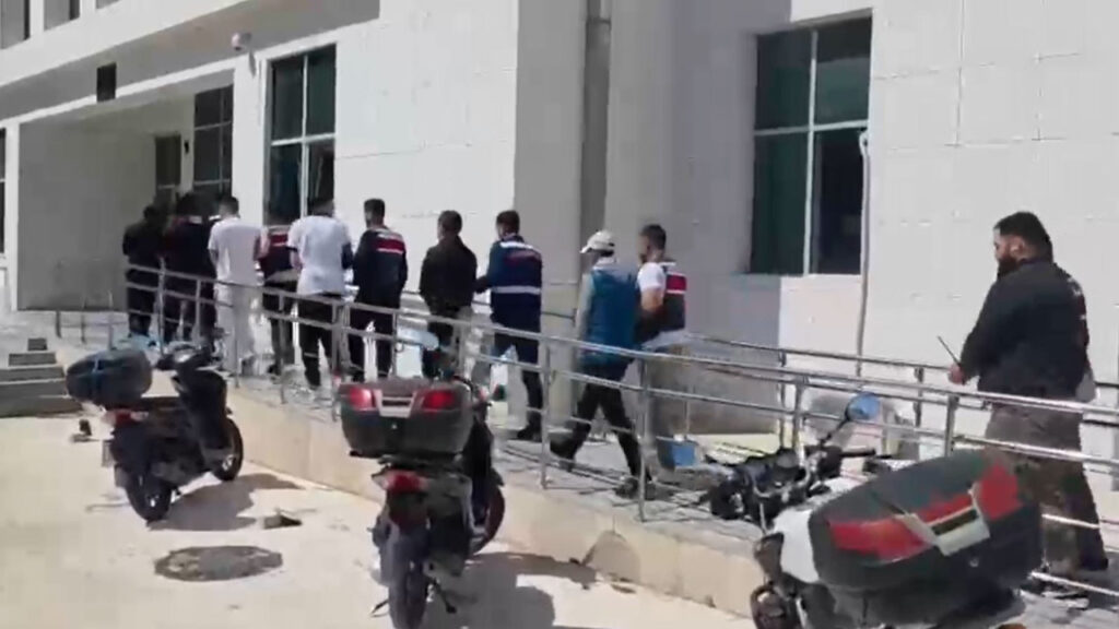 24-ilde-uyusturucu-kullanimina-ozendiren-paylasim-operasyonu-16-tutuklama-HSGugrGT