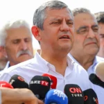Özgür Özel’den Diyarbakır’da bir ‘yeni yol’ çıkışı daha: ‘CHP’deki haksız kayyımı bir şekilde sonlandırırız’