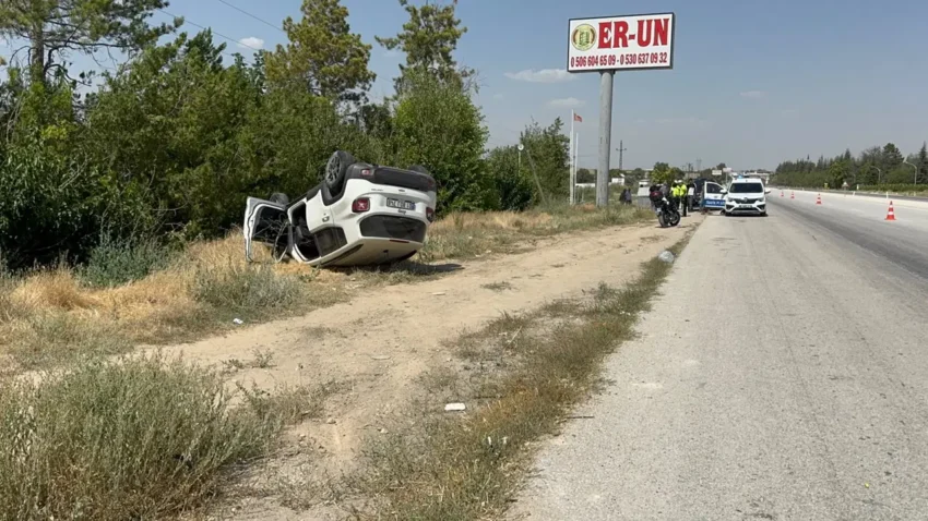Tirin patlayan lastigi kazaya neden oldu 3u cocuk 8 yarali JYVyepR7